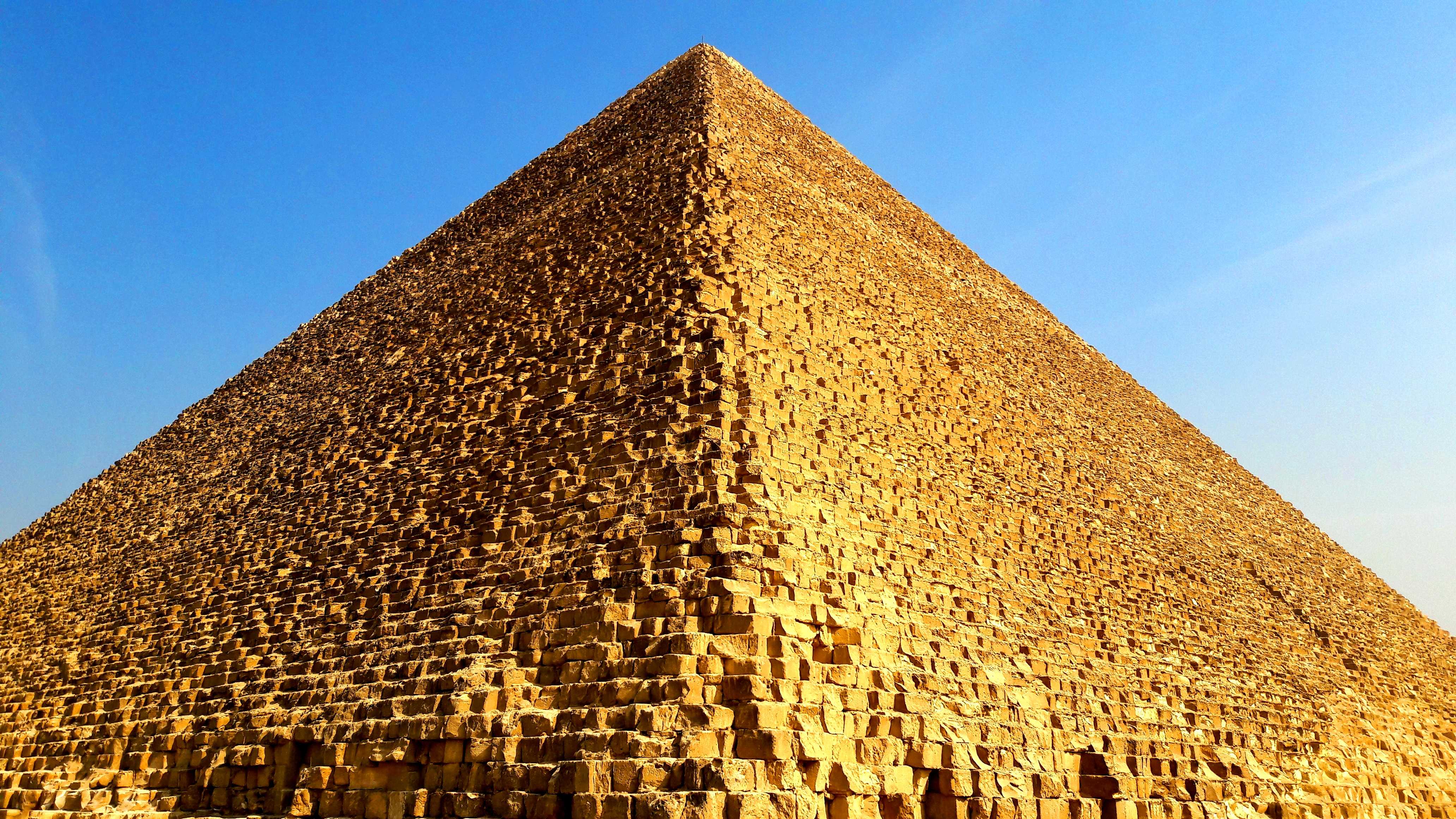 Чудо света в мире пирамида Хеопса