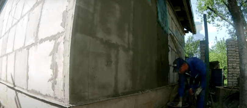 Фасадная штукатурка для наружных работ: эластичная, короед, акриловая, по бетону