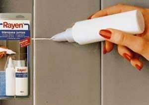 Как обновить швы между плиткой в ванной — чистка, подкрашивание и замена затирки