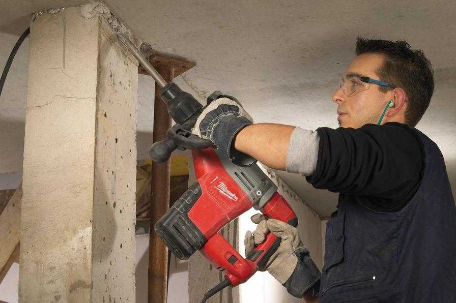 Как штробить стены под проводку в панельном доме правильно: можно ли своими руками, горизонтальное штробление несущих стен