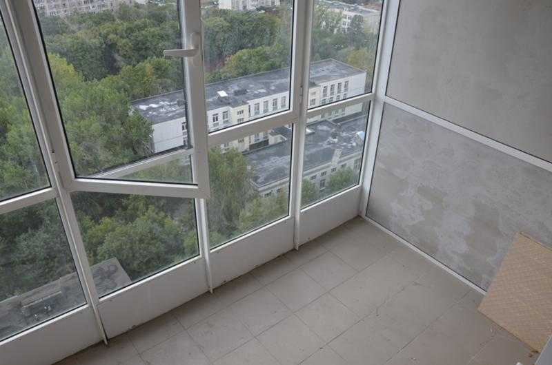 Как утеплить панорамный балкон своими руками изнутри в квартире: пошагово с фото и видео
