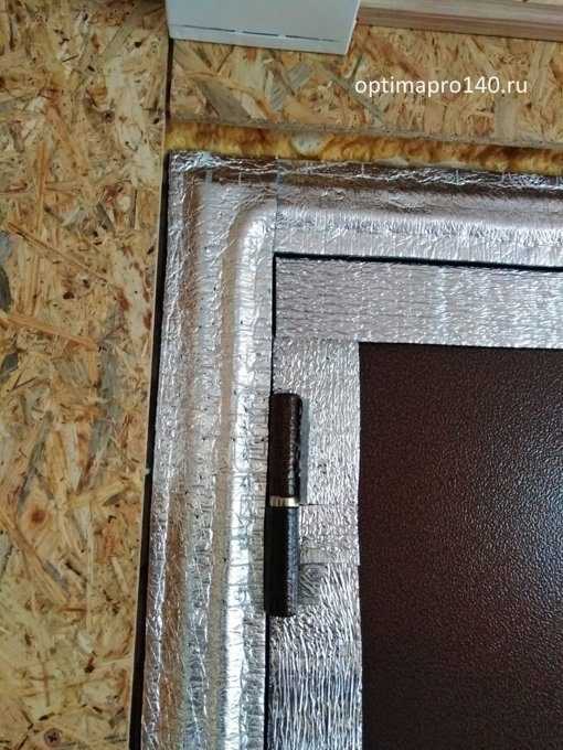 Почему собирается конденсат на входной металлической двери в частном, загородном доме изнутри: причины, что делать? как и чем избавиться от конденсата на входной металлической двери зимой: советы, сре