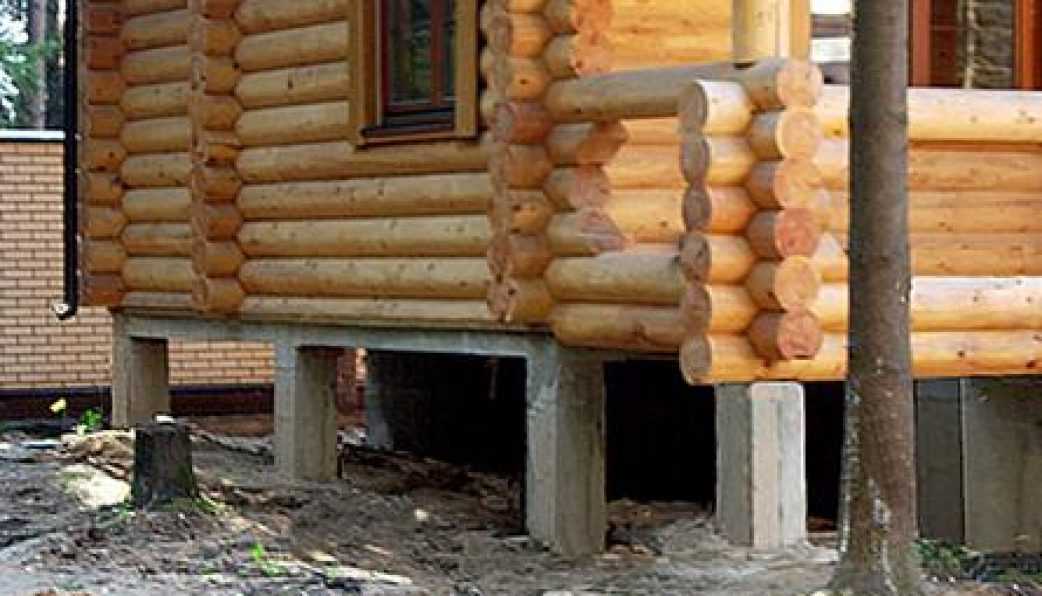 Фундамент для деревянного дома, какой выбрать, виды, технология устройства, фото