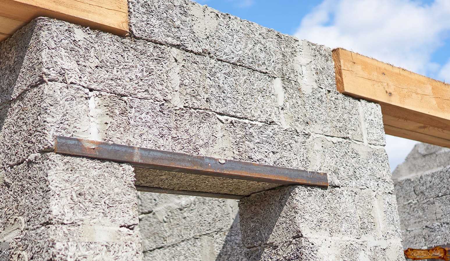 Опилкобетон своими руками – пропорции строительства дома и бани блоками из опилок и цемента, плюсы и минусы