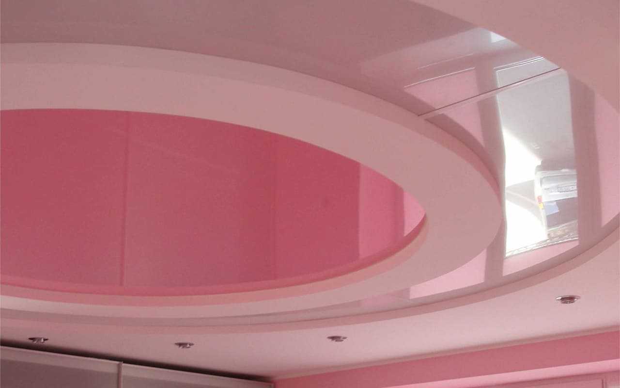 Палитра натяжных потолков: как сочетать цвет полотен для каждого помещения в доме?