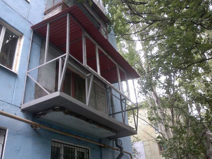 Как правильно сделать балкон своими руками, 8 фото балконов построенных с нуля, пошаговая технология пристройки балкона или лоджии на 1 и 2 этаже